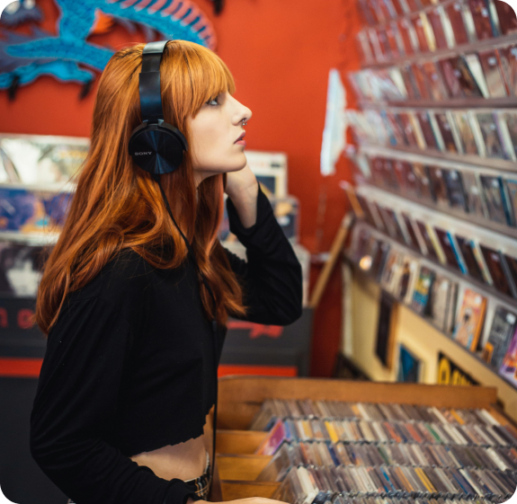 Girl Employee Image